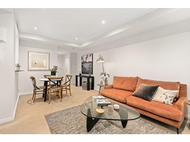 105/15 Queens Road, Melbourne VIC 3004