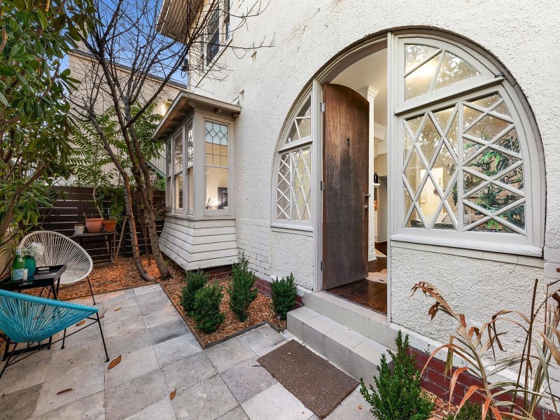 1/1 Lambeth Place, St Kilda VIC 3182