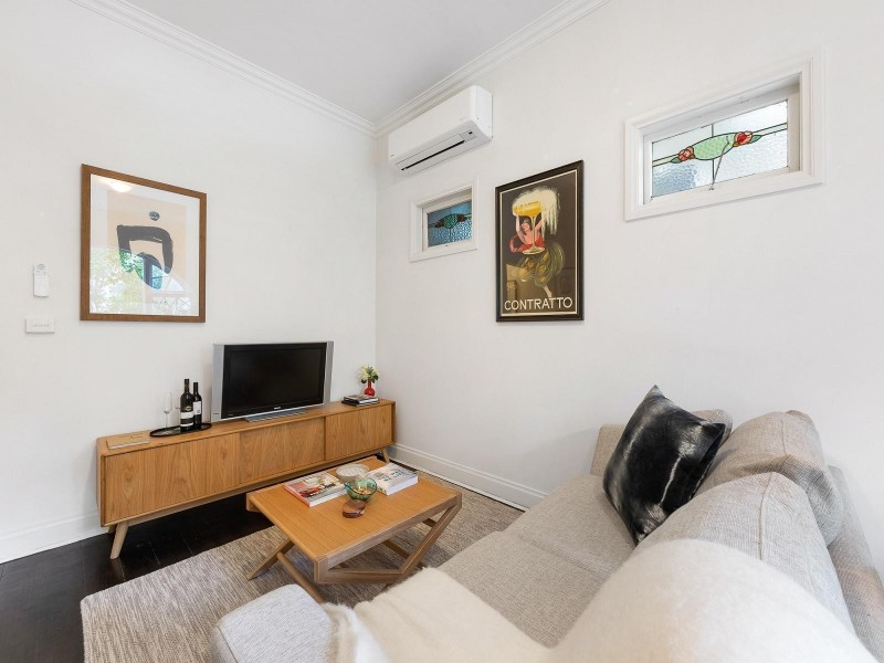 1/1 Lambeth Place, St Kilda VIC 3182