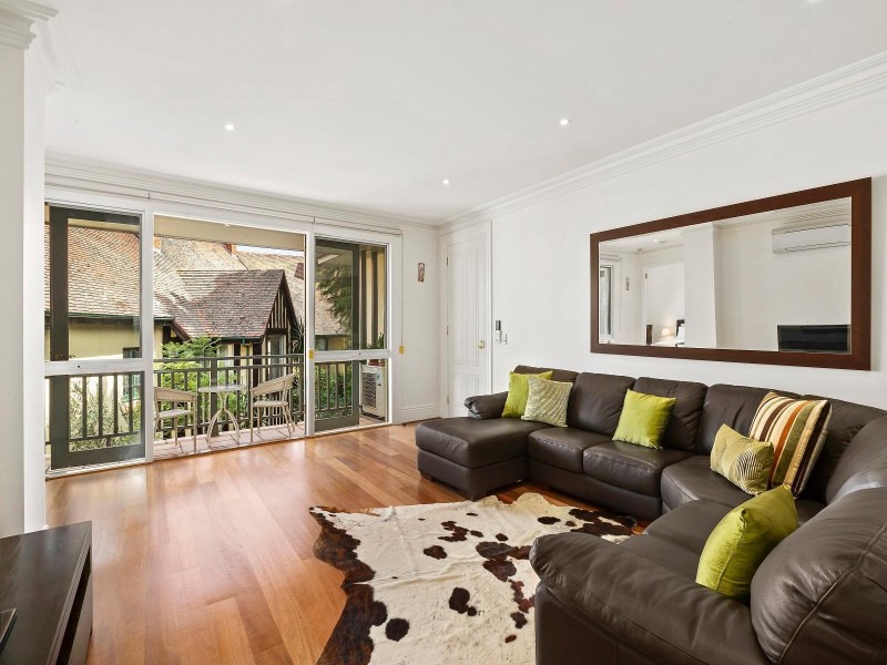 12/1A Hartpury Avenue, Elwood VIC 3184