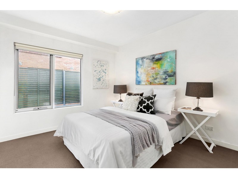 8/521 St Kilda Street, Elwood VIC 3184