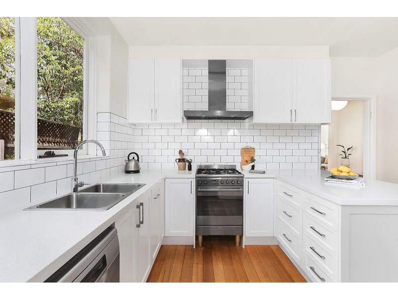 2/201 Dandenong Road, Windsor VIC 3181