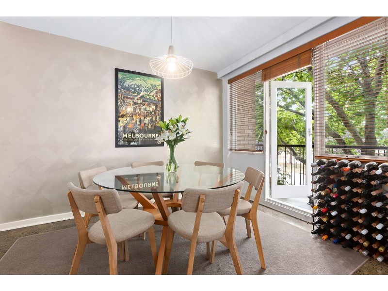 3/435 St Kilda Street, Elwood VIC 3184