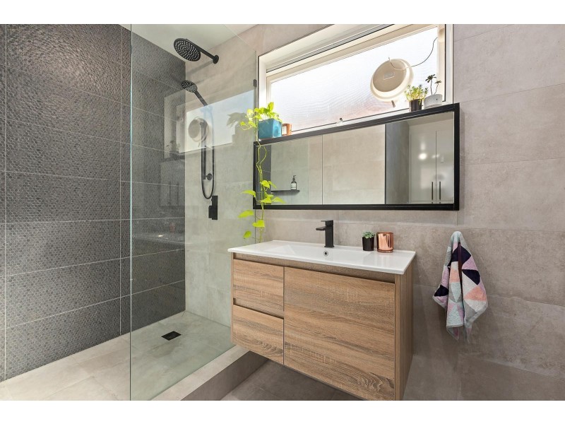 3/435 St Kilda Street, Elwood VIC 3184