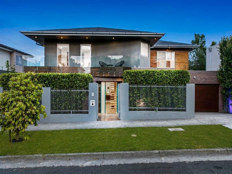 14 Hazeldean Avenue, Brighton East VIC 3187