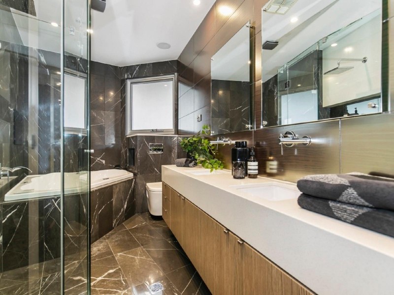 14 Hazeldean Avenue, Brighton East VIC 3187