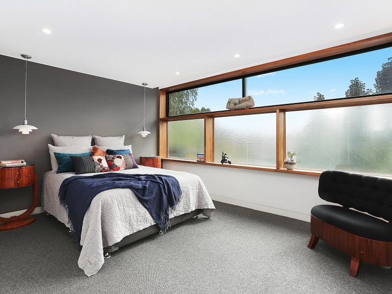18 McHenry Street, St Kilda East VIC 3183