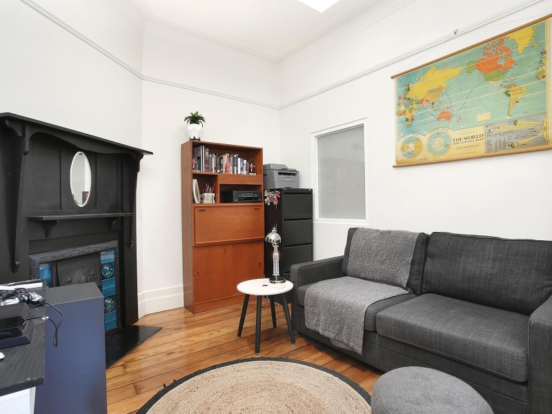 33 Johnson Street, St Kilda East VIC 3183