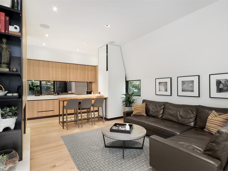 3/6 Charlotte Place, St Kilda VIC 3182