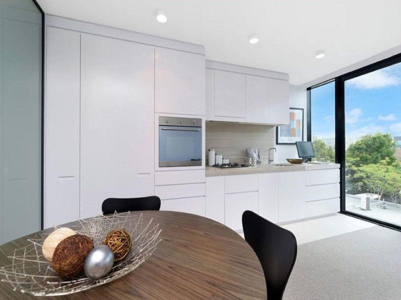 215/173 Barkly Street, St Kilda VIC 3182