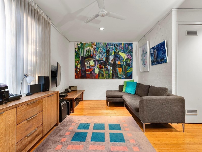 1B Wordsworth Street, St Kilda VIC 3182