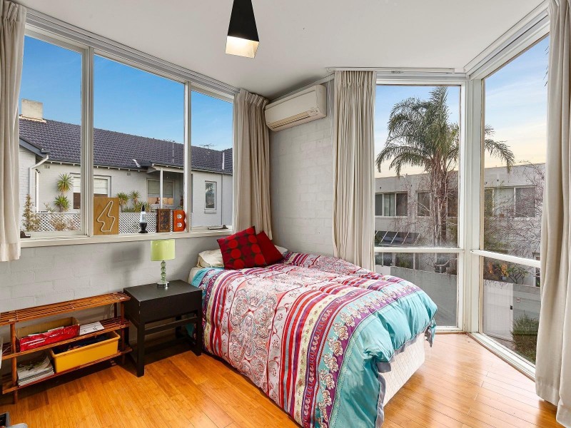 1B Wordsworth Street, St Kilda VIC 3182