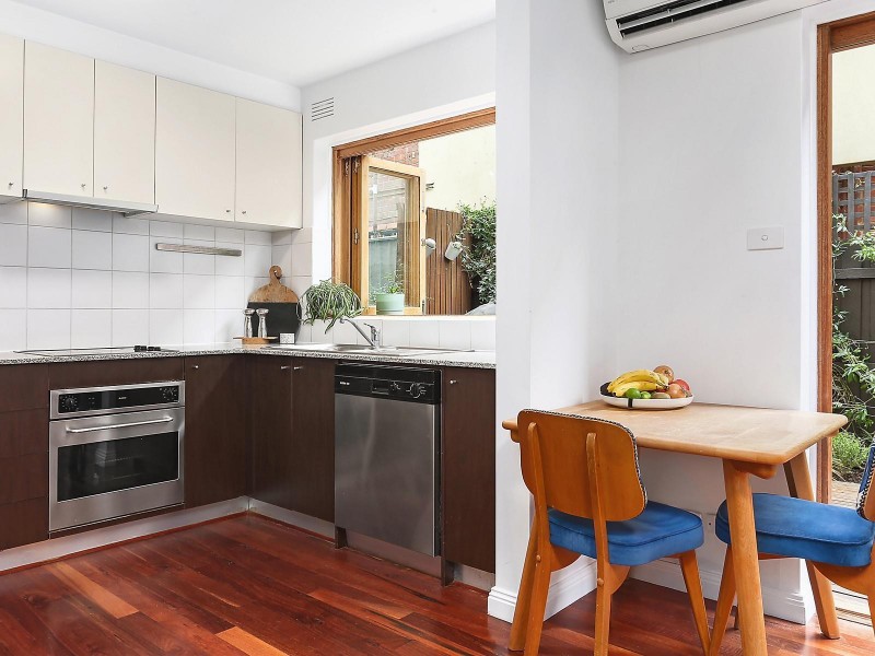 3/141 Glen Huntly Road, Elwood VIC 3184