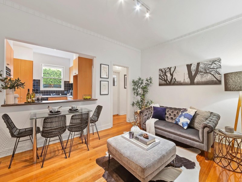 2/7 Martin Street, St Kilda VIC 3182