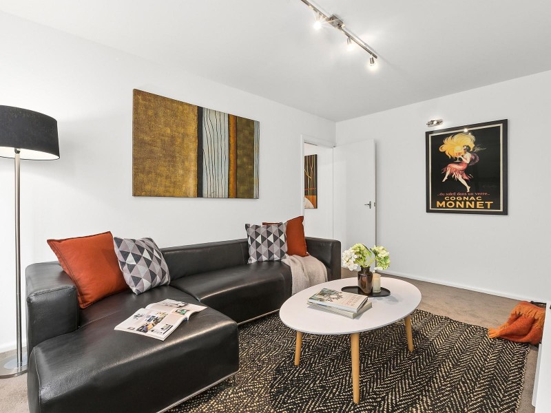 7/45 Robe Street, St Kilda VIC 3182