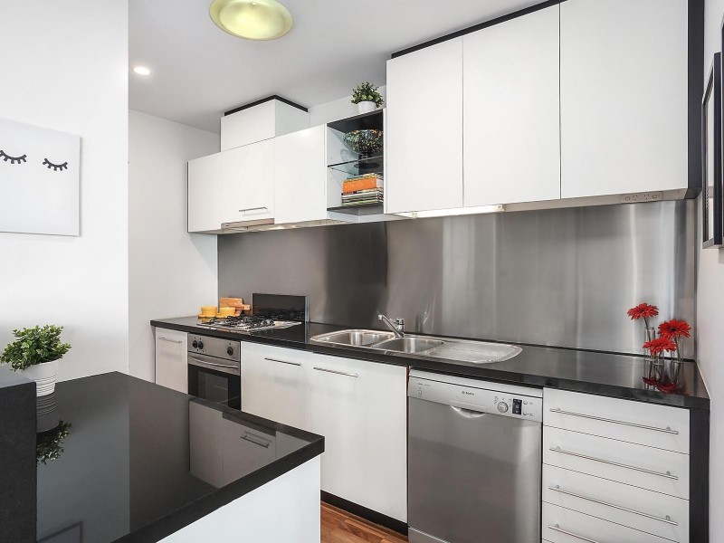 1304/582 St Kilda Road, Melbourne VIC 3004