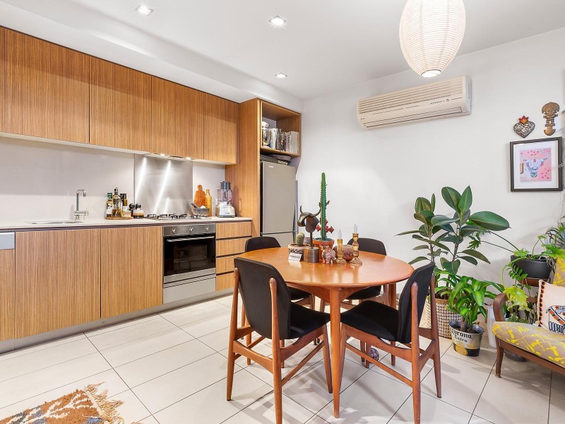 5/17 Pine Avenue, Elwood VIC 3184