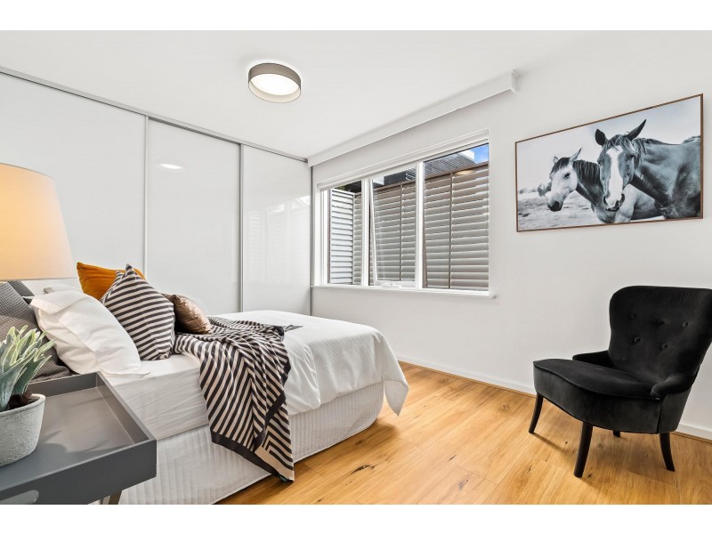 10/10 Dickens Street, Elwood VIC 3184