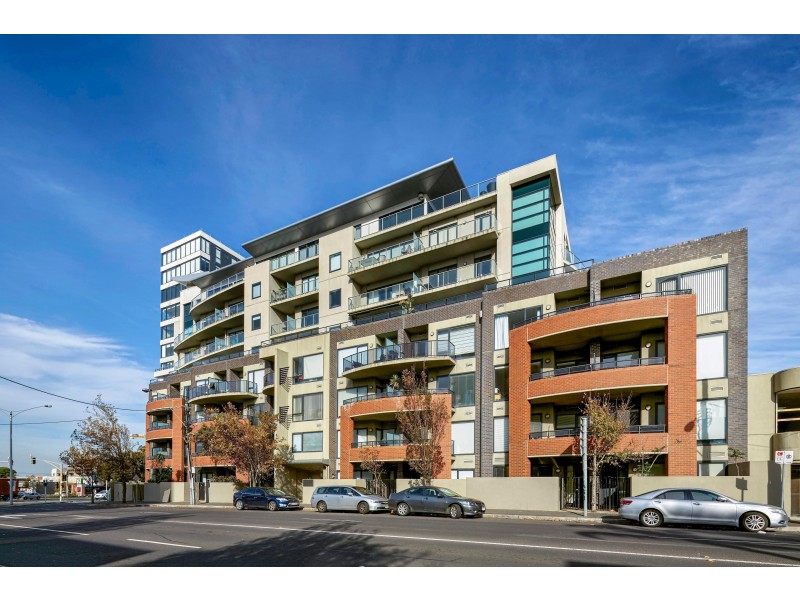 212/3 Alma Road, St Kilda VIC 3182