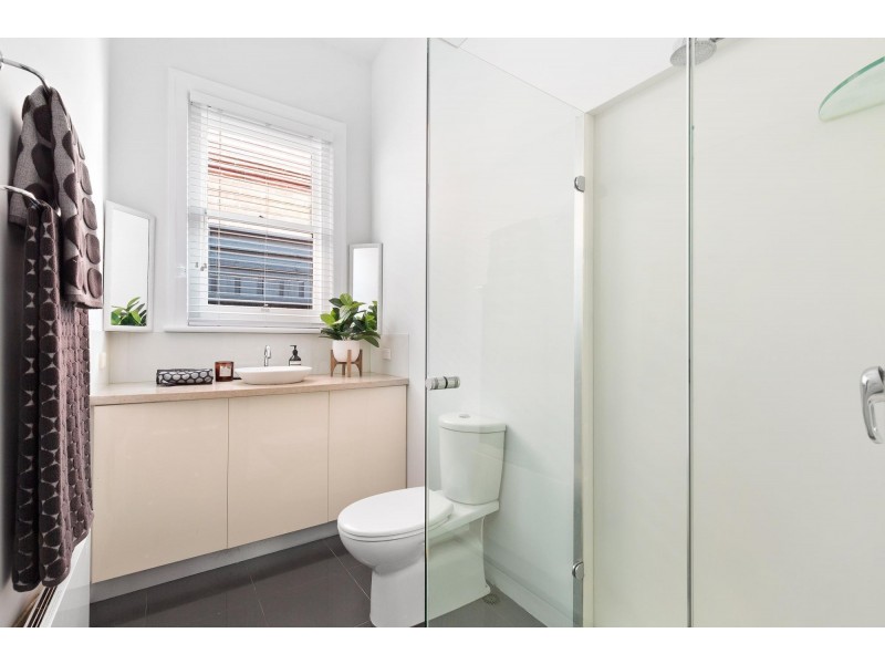 15 Glen Huntly Road, Elwood VIC 3184