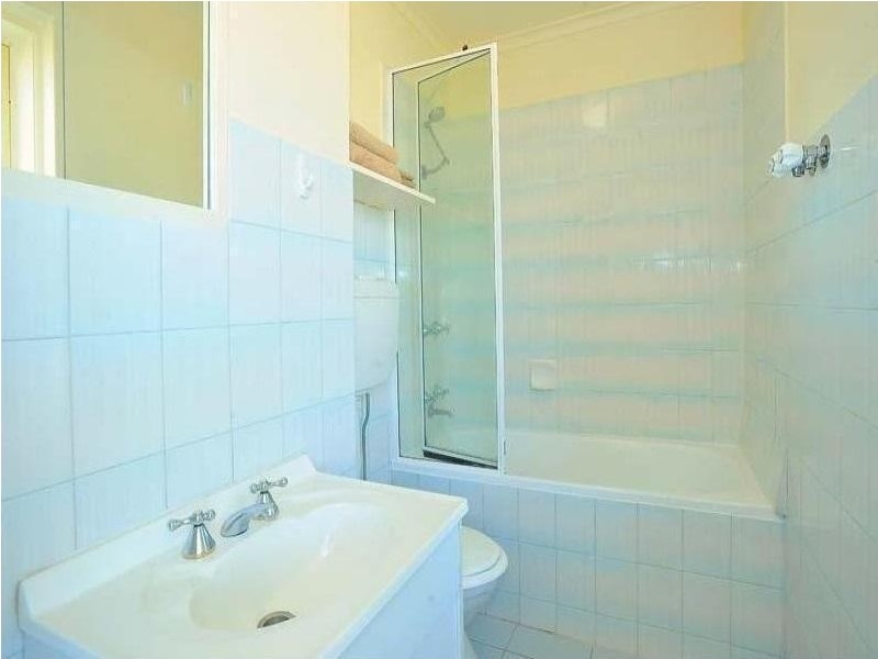 9/16 Byron Street, Elwood VIC 3184