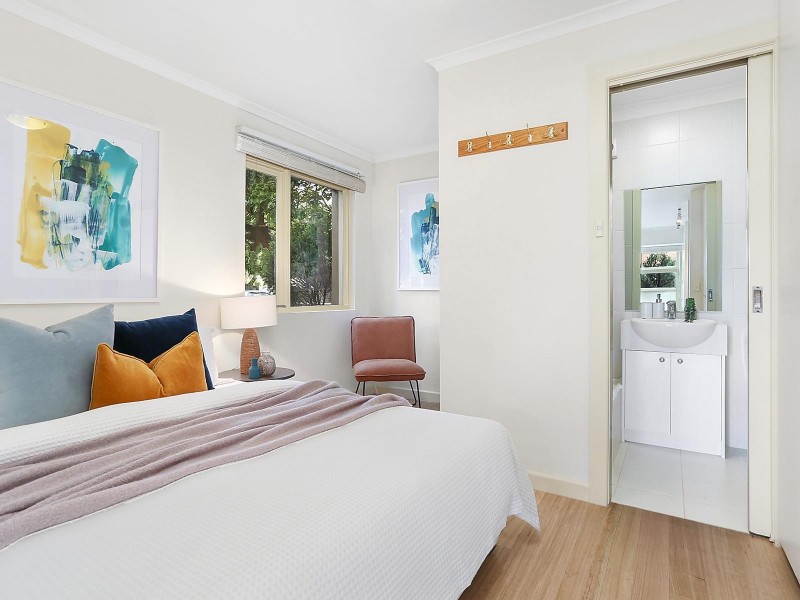 18/87 Alma Road, St Kilda East VIC 3183