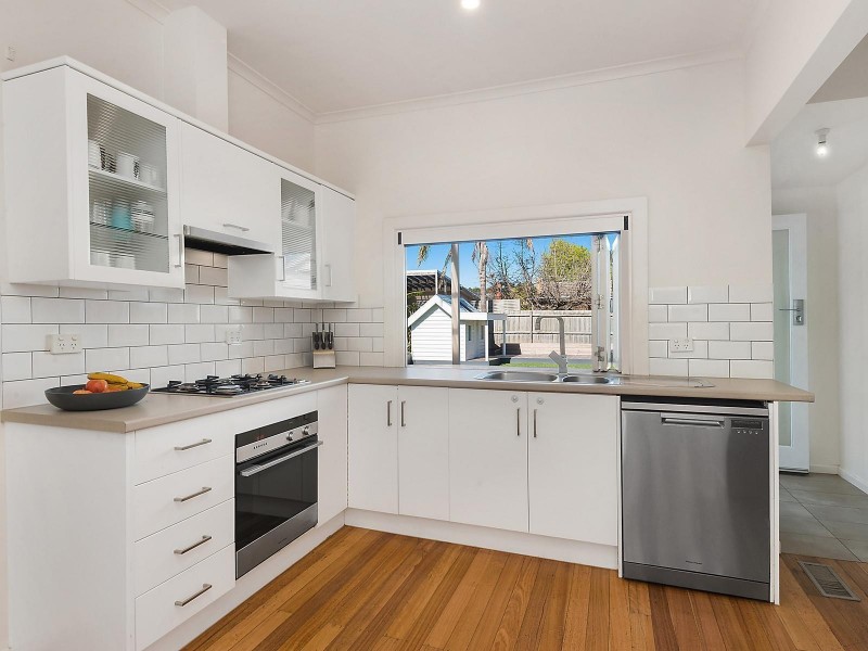 54 Chapel Road, Moorabbin VIC 3189