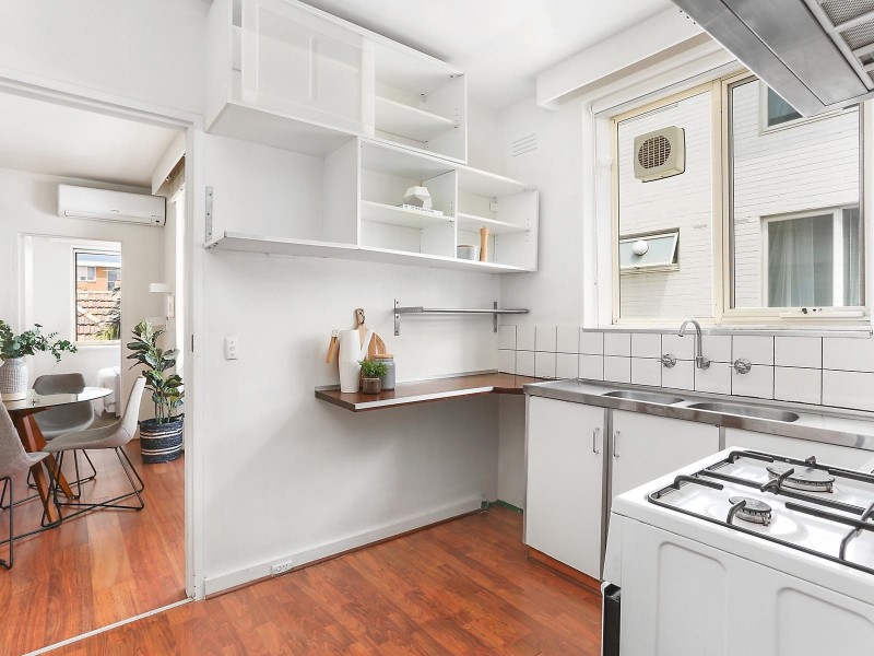 13/1 Spenser Street, St Kilda VIC 3182