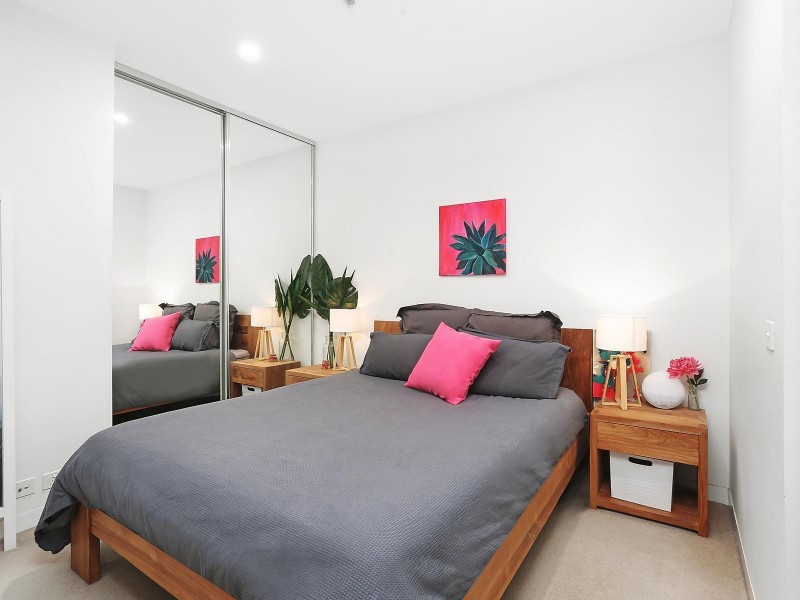 112/99 Dow Street, Port Melbourne VIC 3207