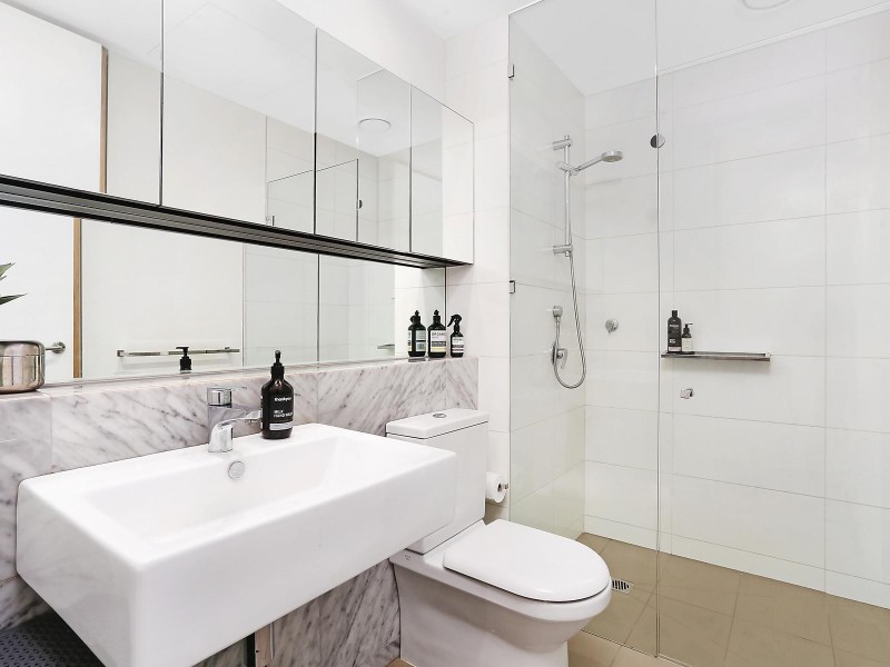 112/99 Dow Street, Port Melbourne VIC 3207