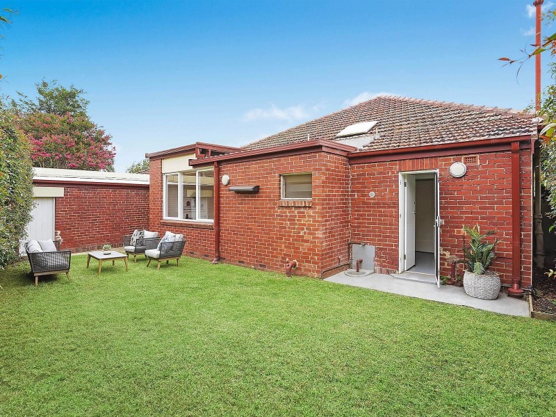 8 Albion Street, Balaclava VIC 3183