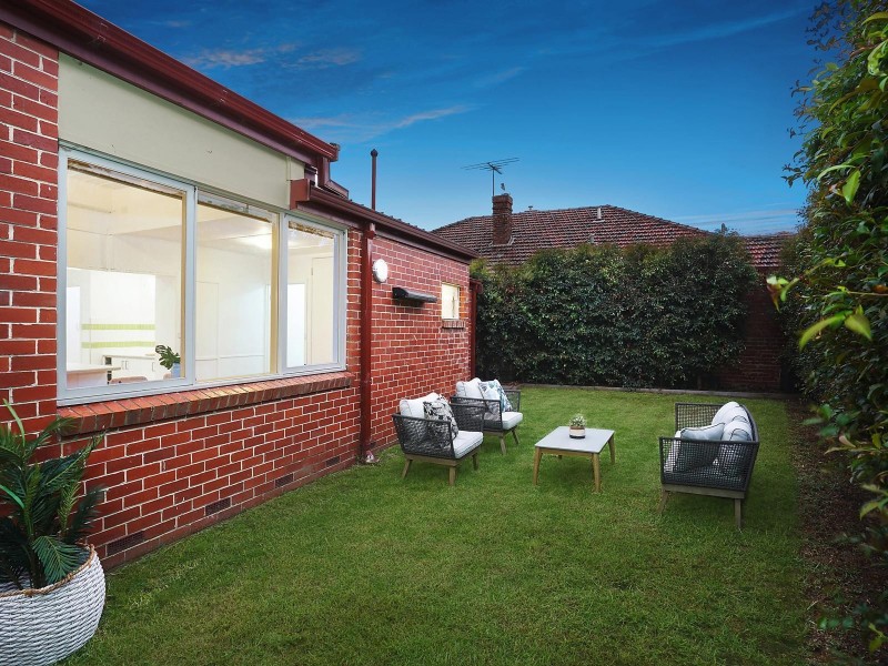 8 Albion Street, Balaclava VIC 3183