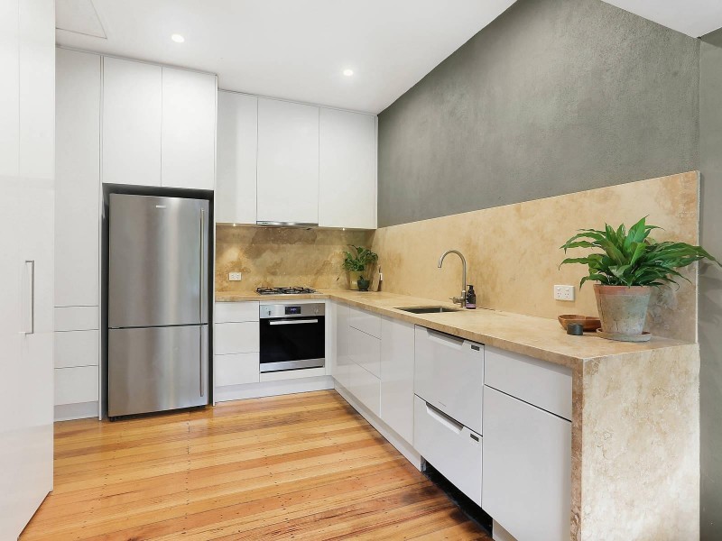 2 Mc Crae Street, Elwood VIC 3184