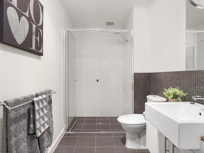 2/4 The Avenue, Windsor VIC 3181