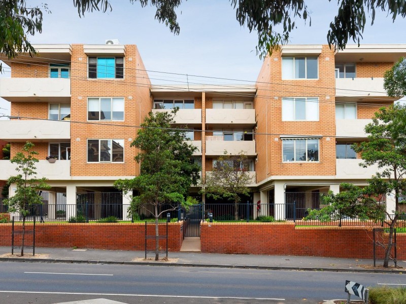 2/80 Grey Street, St Kilda VIC 3182