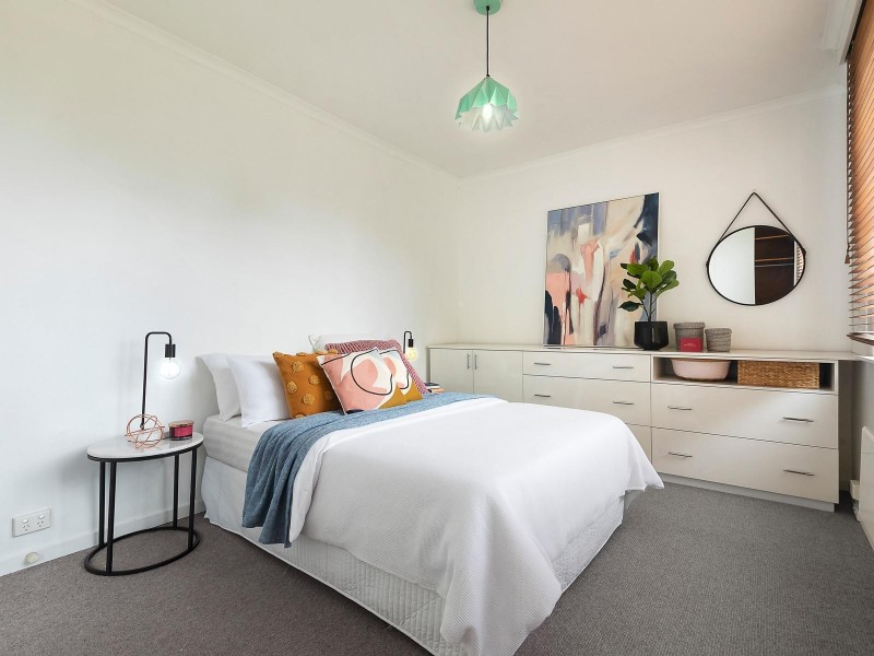 2/80 Grey Street, St Kilda VIC 3182