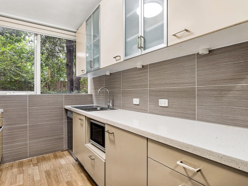 16/19 Robe Street, St Kilda VIC 3182