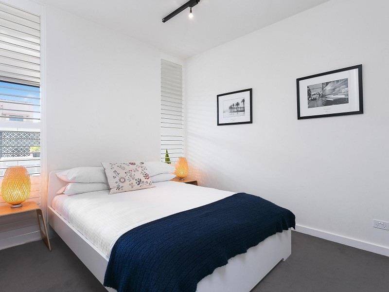 110/72 Acland Street, St Kilda VIC 3182