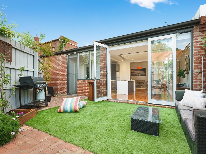 39 Milton Street, Elwood VIC 3184