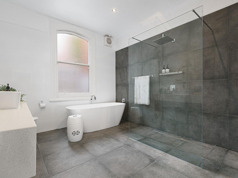 39 Milton Street, Elwood VIC 3184