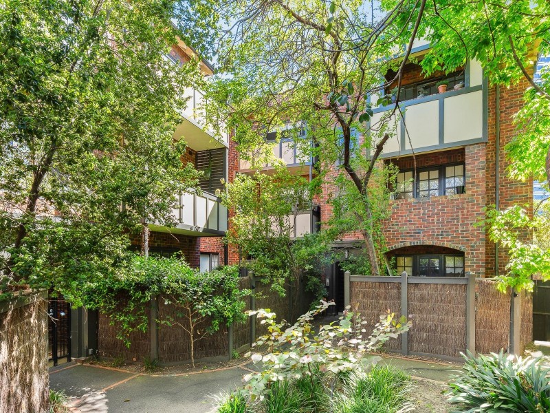 11/17 Charnwood Grove, St Kilda VIC 3182