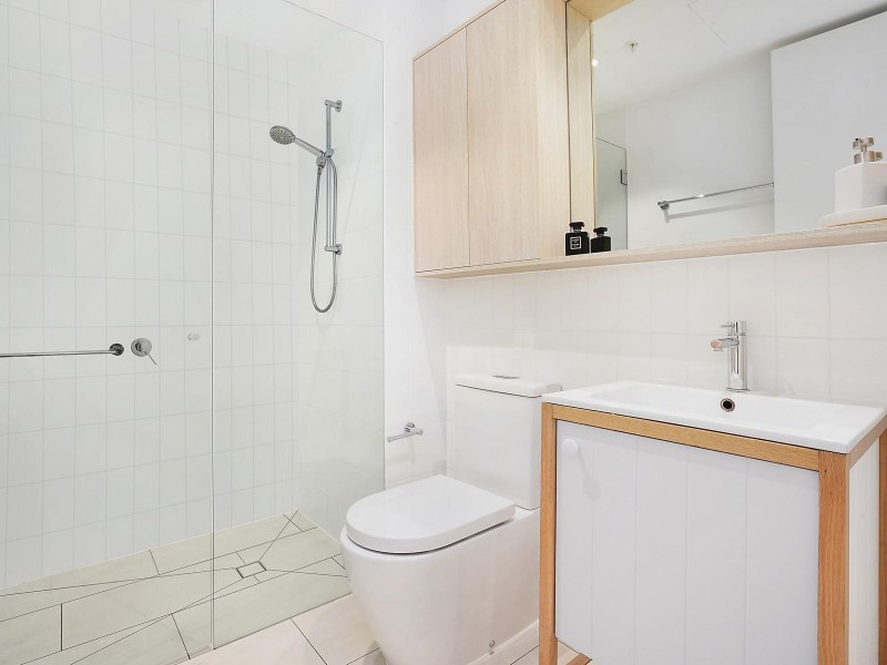 204/76 Barkly Street, St Kilda VIC 3182