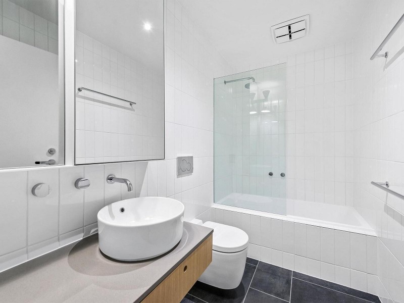 2/92 William Street, Balaclava VIC 3183