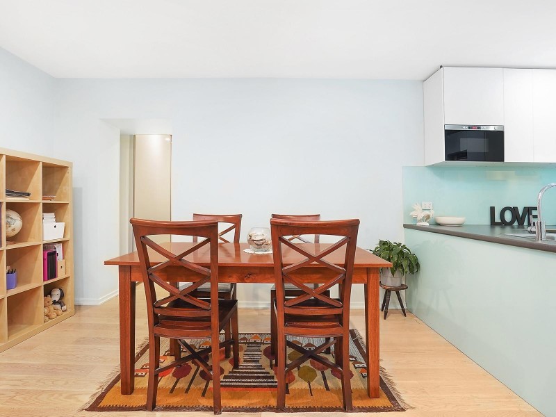 4/106 Addison Street, Elwood VIC 3184