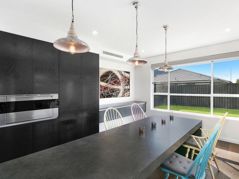 4 Grantham Crescent, Denham Court NSW 2565