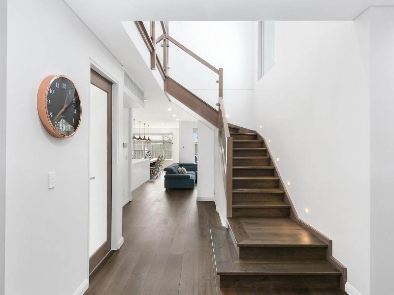 4 Grantham Crescent, Denham Court NSW 2565