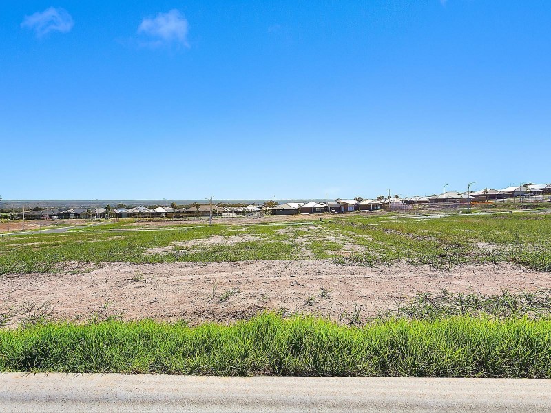 70 Jennings Crescent, Spring Farm NSW 2570