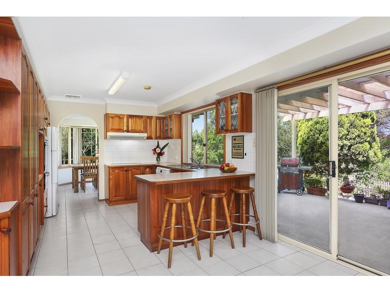 21 Figtree Crescent, Glen Alpine NSW 2560