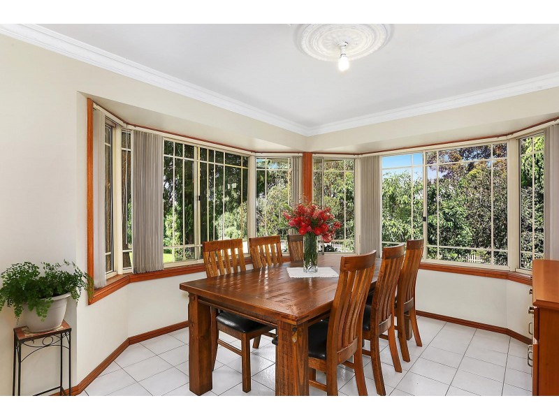 21 Figtree Crescent, Glen Alpine NSW 2560