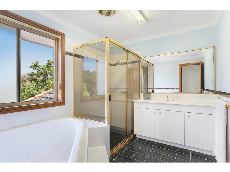 21 Figtree Crescent, Glen Alpine NSW 2560